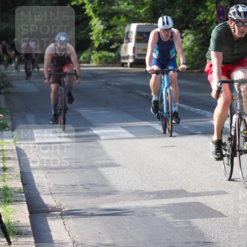 08.09.2024 - Stadtparktriathlon Zöllner http://msf.ph/oto/6999850 08.09.2024 11:00:10 Radfahren 315, 422, 437, 450, 471, 529, 541 meine-sportfotos.de