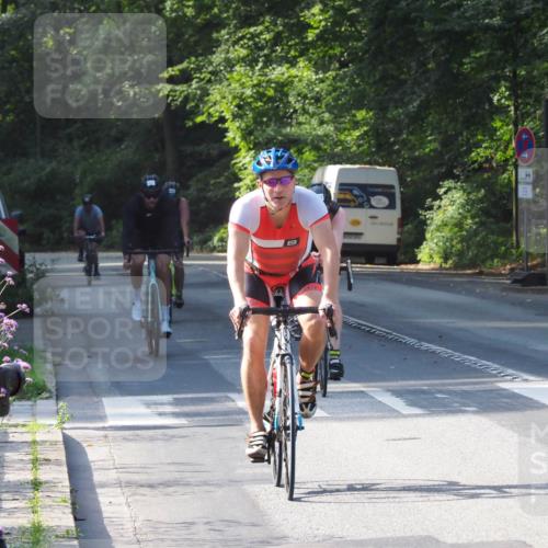 08.09.2024 - Stadtparktriathlon Zöllner http://msf.ph/oto/6999859 08.09.2024 11:00:16 Radfahren 422, 437, 450, 471, 494, 497, 529 meine-sportfotos.de