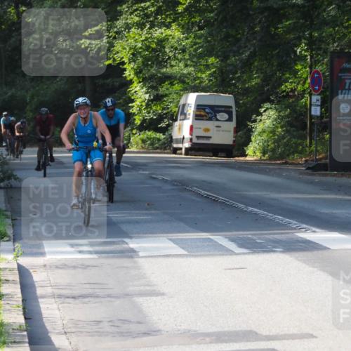 08.09.2024 - Stadtparktriathlon Zöllner http://msf.ph/oto/6999888 08.09.2024 11:00:32 Radfahren 276, 408, 415, 495, 525, 558 meine-sportfotos.de