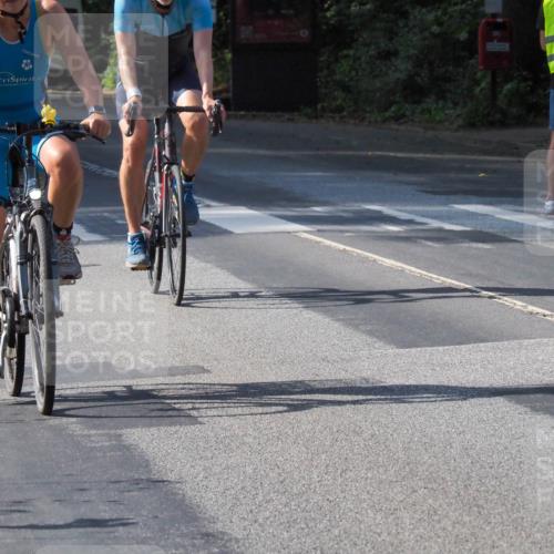 08.09.2024 - Stadtparktriathlon Zöllner http://msf.ph/oto/6999900 08.09.2024 11:00:35 Radfahren 276, 384, 408, 415, 446, 495, 525, 558 meine-sportfotos.de