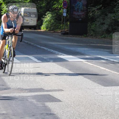 08.09.2024 - Stadtparktriathlon Zöllner http://msf.ph/oto/6999975 08.09.2024 11:01:10 Radfahren 43, 289, 364, 392, 399, 506, 527, 551 meine-sportfotos.de