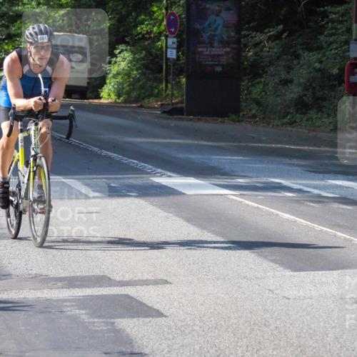 08.09.2024 - Stadtparktriathlon Zöllner http://msf.ph/oto/6999980 08.09.2024 11:01:10 Radfahren 43, 289, 364, 392, 399, 506, 527, 551 meine-sportfotos.de