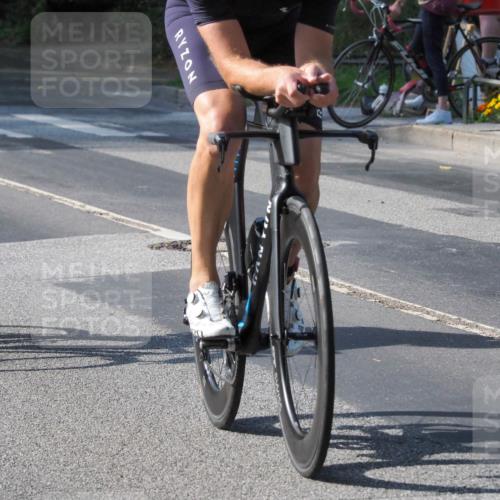 08.09.2024 - Stadtparktriathlon Zöllner http://msf.ph/oto/7000021 08.09.2024 11:01:22 Radfahren 43, 380, 399, 429, 527, 549 meine-sportfotos.de