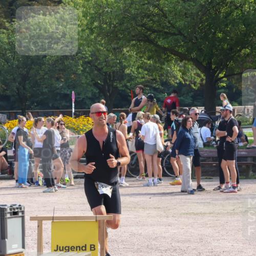 08.09.2024 - Stadtparktriathlon Luisa Fischer http://msf.ph/oto/7000024 08.09.2024 12:05:57 Ziel 533 meine-sportfotos.de