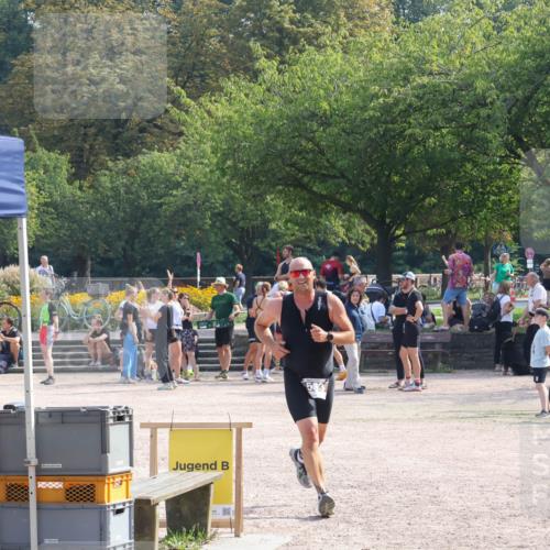 08.09.2024 - Stadtparktriathlon Luisa Fischer http://msf.ph/oto/7000028 08.09.2024 12:05:58 Ziel 533 meine-sportfotos.de