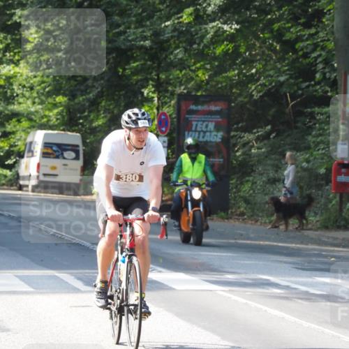 08.09.2024 - Stadtparktriathlon Zöllner http://msf.ph/oto/7000037 08.09.2024 11:01:25 Radfahren 380, 429, 440, 469, 549 meine-sportfotos.de