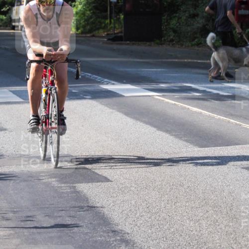 08.09.2024 - Stadtparktriathlon Zöllner http://msf.ph/oto/7000067 08.09.2024 11:01:35 Radfahren 440, 447, 468, 469, 526, 552 meine-sportfotos.de