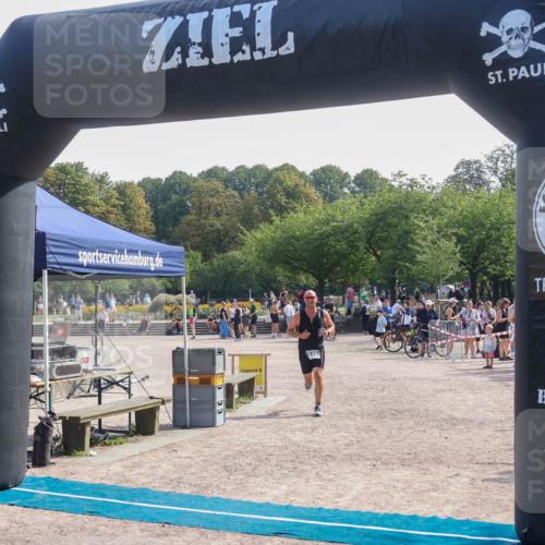 08.09.2024 - Stadtparktriathlon Luisa Fischer http://msf.ph/oto/7000103 08.09.2024 12:05:59 Ziel 529, 533 meine-sportfotos.de