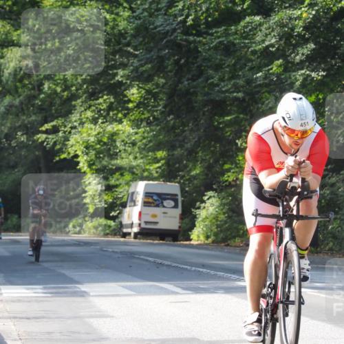 08.09.2024 - Stadtparktriathlon Zöllner http://msf.ph/oto/7000152 08.09.2024 11:02:12 Radfahren 285, 327, 393, 451, 484, 543 meine-sportfotos.de