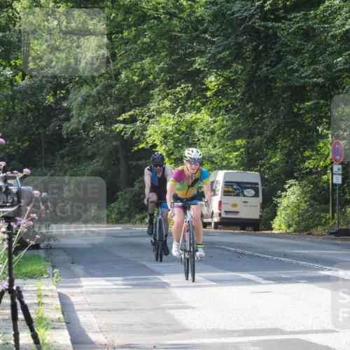 08.09.2024 - Stadtparktriathlon Zöllner http://msf.ph/oto/7000165 08.09.2024 11:02:19 Radfahren 285, 458, 543 meine-sportfotos.de