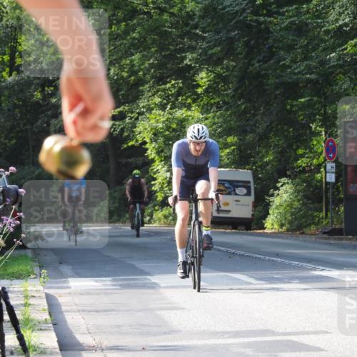08.09.2024 - Stadtparktriathlon Zöllner http://msf.ph/oto/7000176 08.09.2024 11:02:29 Radfahren 406, 432, 445, 821 meine-sportfotos.de