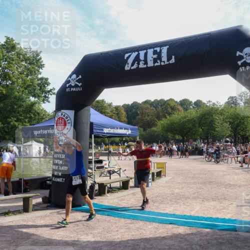 08.09.2024 - Stadtparktriathlon Luisa Fischer http://msf.ph/oto/7000213 08.09.2024 12:06:13 Ziel 525, 542 meine-sportfotos.de