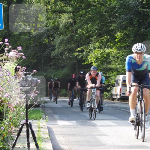 08.09.2024 - Stadtparktriathlon Zöllner http://msf.ph/oto/7000232 08.09.2024 11:03:08 Radfahren 368, 376, 398, 411, 416, 427, 456, 465, 472, 479, 493, 535, 550 meine-sportfotos.de