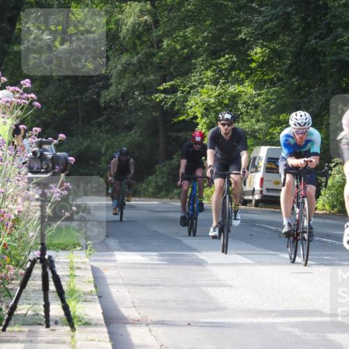 08.09.2024 - Stadtparktriathlon Zöllner http://msf.ph/oto/7000267 08.09.2024 11:03:09 Radfahren 368, 376, 398, 411, 416, 427, 456, 465, 472, 479, 493, 535, 550 meine-sportfotos.de