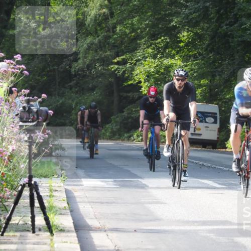 08.09.2024 - Stadtparktriathlon Zöllner http://msf.ph/oto/7000270 08.09.2024 11:03:10 Radfahren 368, 376, 398, 411, 427, 456, 465, 479, 493, 535, 550 meine-sportfotos.de