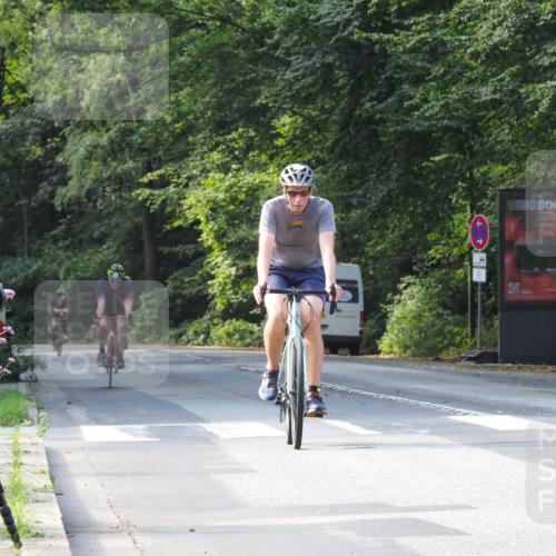 08.09.2024 - Stadtparktriathlon Zöllner http://msf.ph/oto/7000316 08.09.2024 11:03:37 Radfahren 389, 410, 482, 516 meine-sportfotos.de