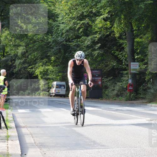 08.09.2024 - Stadtparktriathlon Zöllner http://msf.ph/oto/7000341 08.09.2024 11:04:02 Radfahren 515, 538 meine-sportfotos.de