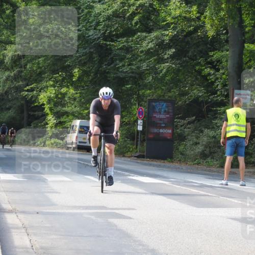 08.09.2024 - Stadtparktriathlon Zöllner http://msf.ph/oto/7000355 08.09.2024 11:04:23 Radfahren 414, 459, 480, 546 meine-sportfotos.de