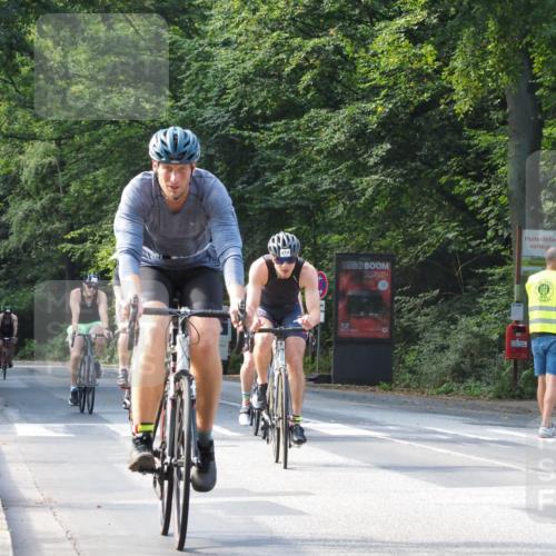 08.09.2024 - Stadtparktriathlon Zöllner http://msf.ph/oto/7000364 08.09.2024 11:04:32 Radfahren 375, 414, 438, 454, 457, 480, 483, 504 meine-sportfotos.de