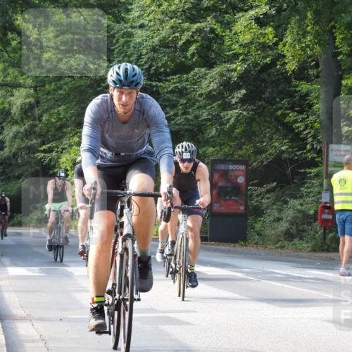 08.09.2024 - Stadtparktriathlon Zöllner http://msf.ph/oto/7000369 08.09.2024 11:04:32 Radfahren 375, 414, 438, 454, 457, 480, 483, 504 meine-sportfotos.de