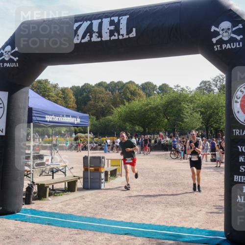 08.09.2024 - Stadtparktriathlon Luisa Fischer http://msf.ph/oto/7000377 08.09.2024 12:06:49 Ziel 512, 541 meine-sportfotos.de