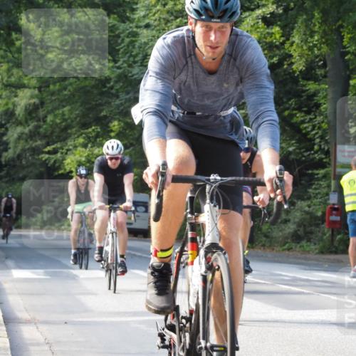 08.09.2024 - Stadtparktriathlon Zöllner http://msf.ph/oto/7000381 08.09.2024 11:04:32 Radfahren 375, 414, 438, 454, 457, 480, 483, 504 meine-sportfotos.de