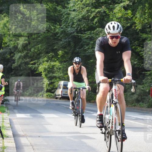 08.09.2024 - Stadtparktriathlon Zöllner http://msf.ph/oto/7000407 08.09.2024 11:04:34 Radfahren 375, 414, 438, 454, 457, 480, 483, 504 meine-sportfotos.de