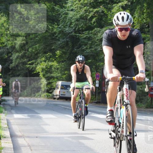 08.09.2024 - Stadtparktriathlon Zöllner http://msf.ph/oto/7000409 08.09.2024 11:04:34 Radfahren 375, 414, 438, 454, 457, 480, 483, 504 meine-sportfotos.de