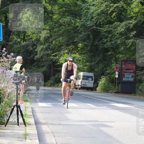 08.09.2024 - Stadtparktriathlon Zöllner http://msf.ph/oto/7000411 08.09.2024 11:04:37 Radfahren 375, 414, 438, 454, 457, 481, 483, 504 meine-sportfotos.de