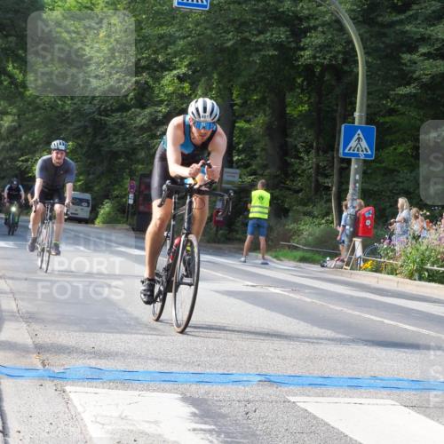 08.09.2024 - Stadtparktriathlon Zöllner http://msf.ph/oto/7000425 08.09.2024 11:04:47 Radfahren 421, 424, 453, 463, 473, 481, 485, 521 meine-sportfotos.de