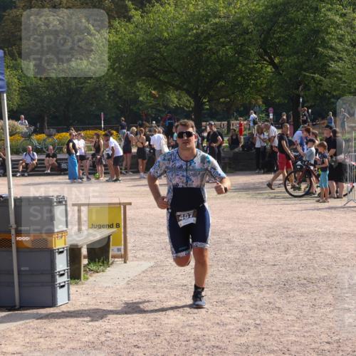 08.09.2024 - Stadtparktriathlon Luisa Fischer http://msf.ph/oto/7000481 08.09.2024 12:07:00 Ziel 487 meine-sportfotos.de