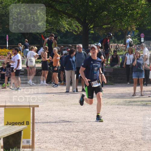 08.09.2024 - Stadtparktriathlon Luisa Fischer http://msf.ph/oto/7000529 08.09.2024 12:07:12 Ziel 519, 562 meine-sportfotos.de