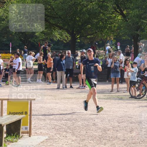 08.09.2024 - Stadtparktriathlon Luisa Fischer http://msf.ph/oto/7000533 08.09.2024 12:07:12 Ziel 519, 562 meine-sportfotos.de