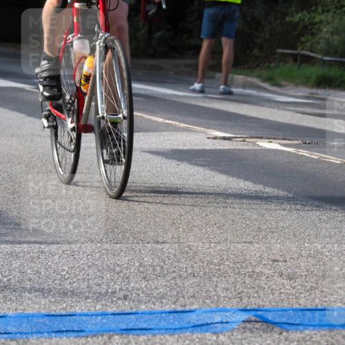 08.09.2024 - Stadtparktriathlon Zöllner http://msf.ph/oto/7000666 08.09.2024 11:05:48 Radfahren 396, 403, 413, 509, 514, 534, 545, 559 meine-sportfotos.de