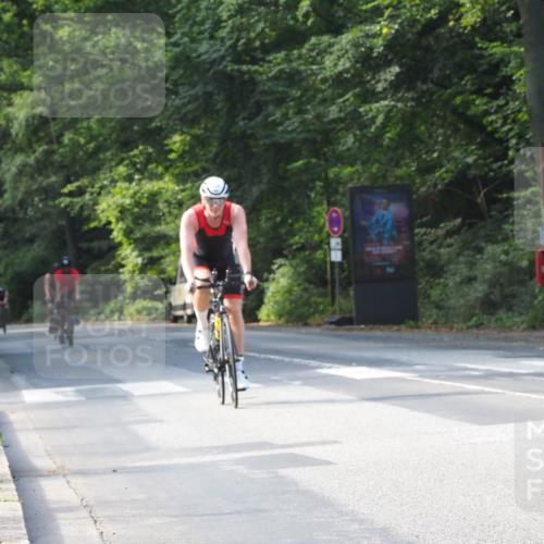 08.09.2024 - Stadtparktriathlon Zöllner http://msf.ph/oto/7000716 08.09.2024 11:06:16 Radfahren 394, 430, 452, 471, 533 meine-sportfotos.de