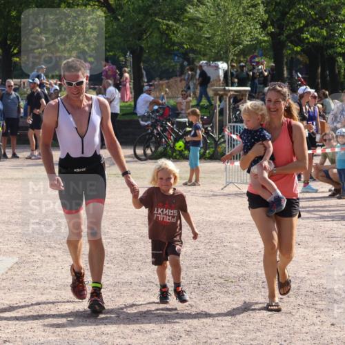 08.09.2024 - Stadtparktriathlon Luisa Fischer http://msf.ph/oto/7000755 08.09.2024 12:08:37 Ziel 534 meine-sportfotos.de