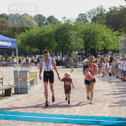 08.09.2024 - Stadtparktriathlon Luisa Fischer http://msf.ph/oto/7000774 08.09.2024 12:08:38 Ziel 534 meine-sportfotos.de