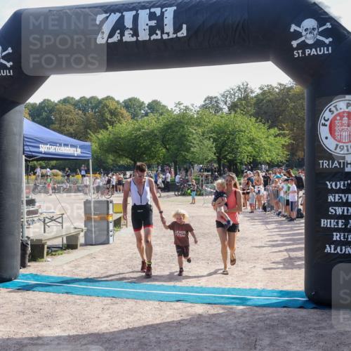 08.09.2024 - Stadtparktriathlon Luisa Fischer http://msf.ph/oto/7000782 08.09.2024 12:08:38 Ziel 534 meine-sportfotos.de
