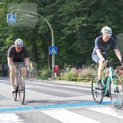 08.09.2024 - Stadtparktriathlon Zöllner http://msf.ph/oto/7000806 08.09.2024 11:06:57 Radfahren 367, 371, 428, 501 meine-sportfotos.de