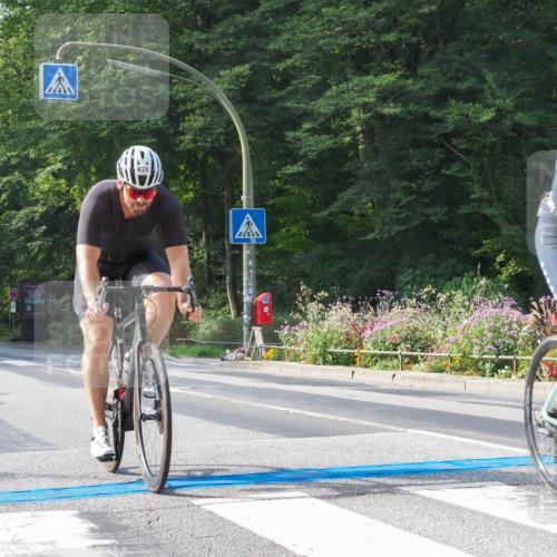 08.09.2024 - Stadtparktriathlon Zöllner http://msf.ph/oto/7000808 08.09.2024 11:06:57 Radfahren 367, 371, 428, 501 meine-sportfotos.de