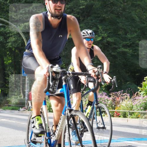 08.09.2024 - Stadtparktriathlon Zöllner http://msf.ph/oto/7000822 08.09.2024 11:07:06 Radfahren 371, 404, 434, 462, 494, 501, 524 meine-sportfotos.de