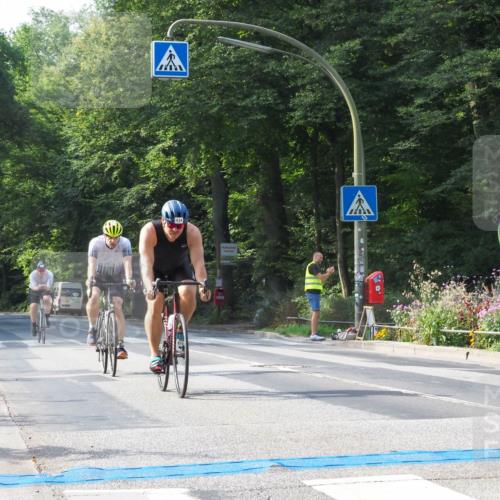 08.09.2024 - Stadtparktriathlon Zöllner http://msf.ph/oto/7000832 08.09.2024 11:07:12 Radfahren 404, 434, 462, 494, 524, 547, 558 meine-sportfotos.de