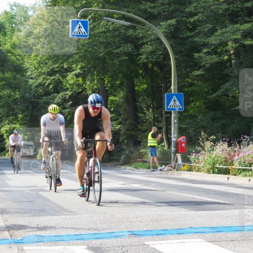 08.09.2024 - Stadtparktriathlon Zöllner http://msf.ph/oto/7000834 08.09.2024 11:07:13 Radfahren 404, 434, 462, 494, 524, 547, 558 meine-sportfotos.de