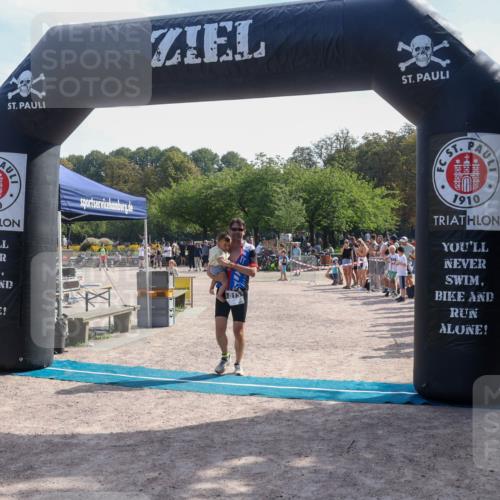 08.09.2024 - Stadtparktriathlon Luisa Fischer http://msf.ph/oto/7000969 08.09.2024 12:09:34 Ziel 513 meine-sportfotos.de
