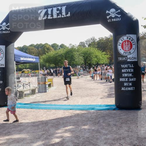 08.09.2024 - Stadtparktriathlon Luisa Fischer http://msf.ph/oto/7000983 08.09.2024 12:09:43 Ziel 478 meine-sportfotos.de