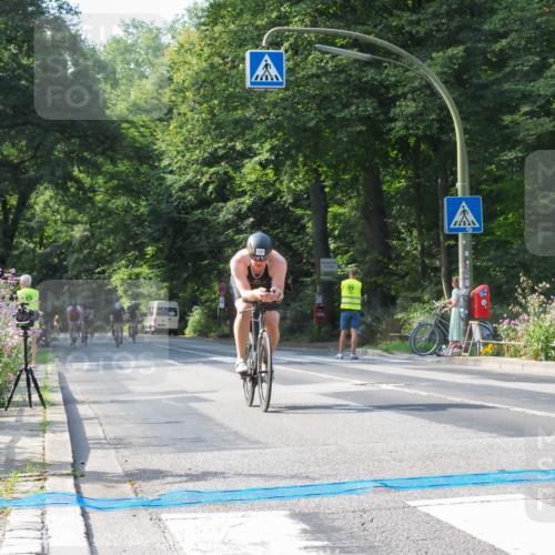 08.09.2024 - Stadtparktriathlon Zöllner http://msf.ph/oto/7001019 08.09.2024 11:07:52 Radfahren 384, 448, 506, 513, 526, 529, 549, 552 meine-sportfotos.de
