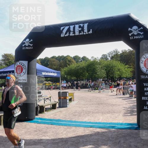 08.09.2024 - Stadtparktriathlon Luisa Fischer http://msf.ph/oto/7001083 08.09.2024 12:10:11 Ziel 494 meine-sportfotos.de