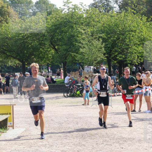 08.09.2024 - Stadtparktriathlon Luisa Fischer http://msf.ph/oto/7001094 08.09.2024 12:10:17 Ziel 482, 494 meine-sportfotos.de