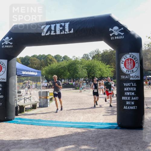 08.09.2024 - Stadtparktriathlon Luisa Fischer http://msf.ph/oto/7001117 08.09.2024 12:10:18 Ziel 482, 531 meine-sportfotos.de
