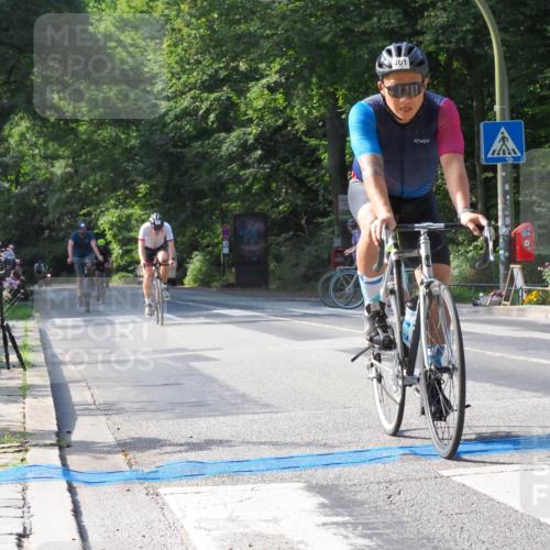 08.09.2024 - Stadtparktriathlon Zöllner http://msf.ph/oto/7001157 08.09.2024 11:08:12 Radfahren 401, 405, 412, 419, 495 meine-sportfotos.de